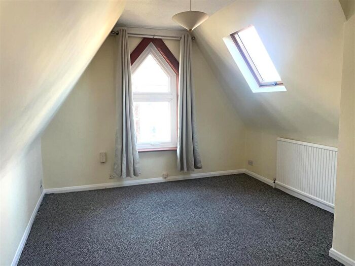 2 Bedroom Apartment To Rent In Ashburton Road, Southsea, Hampshire, PO5