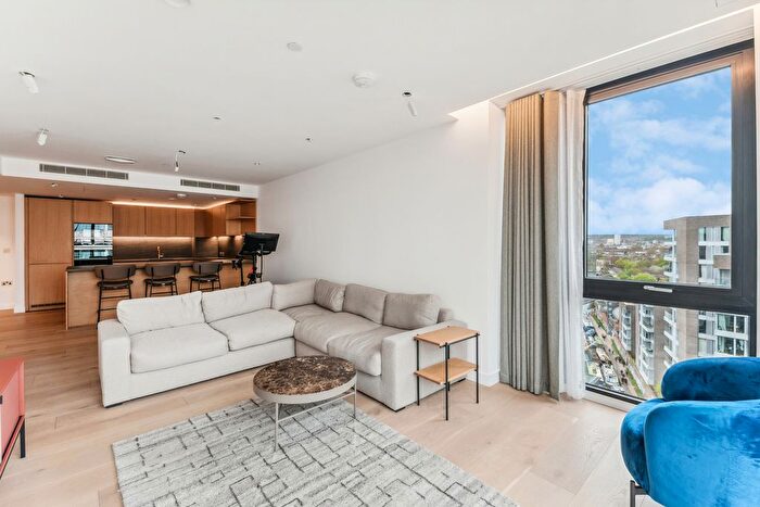 2 Bedroom Flat To Rent In Camley Street, King Cross, N1C