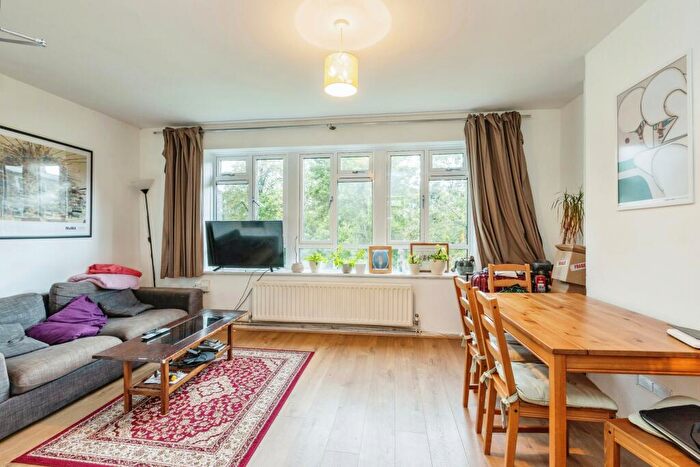 2 Bedroom Flat To Rent In Aberdeen Park, Highbury, N5