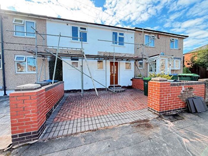 3 Bedroom Terraced House To Rent In Tame Road, Tipton, DY4