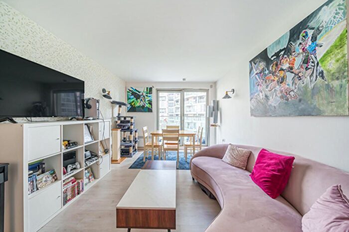 1 Bedroom Flat For Sale In Biscayne Avenue, London, E14