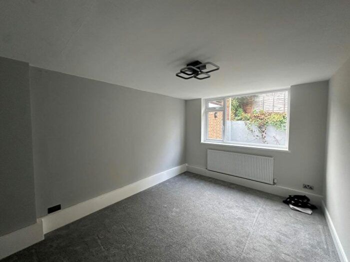 2 Bedroom Bungalow For Sale In Featherston Grange, Glasshouse Lane, Lapworth, Solihull, B94