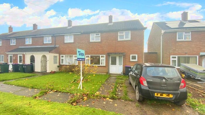 3 Bedroom End Of Terrace House For Sale In Samphire Close, North Cotes, DN36