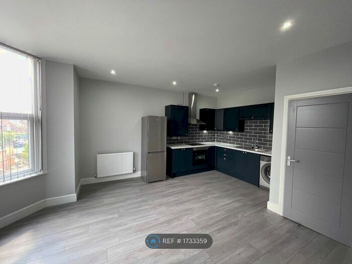 1 Bedroom Flat To Rent In Tynwald Hill, Liverpool, L13