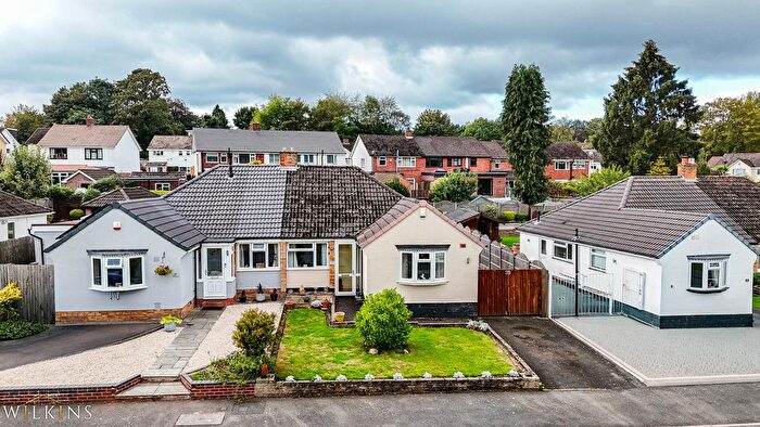 3 Bedroom Bungalow For Sale In Hillmorton Road, Sutton Coldfield, West Midlands, B74