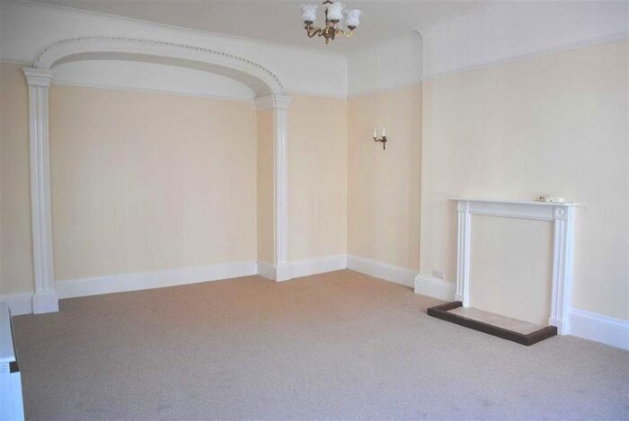 2 Bedroom Flat To Rent In Wellington House, High Street, Tenby, Under Applicaiton SA70