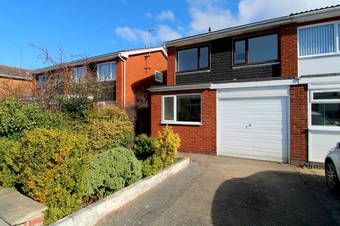 3 Bedroom Semi-Detached House To Rent In Bron Haul, Rhyl, LL18