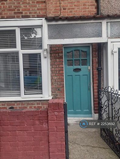 3 Bedroom Terraced House To Rent In Oakwood Avenue, Mitcham, CR4