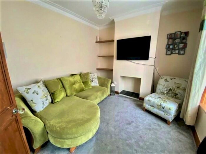 2 Bedroom Terraced House To Rent In Walker Road, Stamshaw, PO2