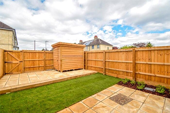 2 Bedroom End Of Terrace House For Sale In Suez Road, Cambridge, Cambridgeshire, CB1