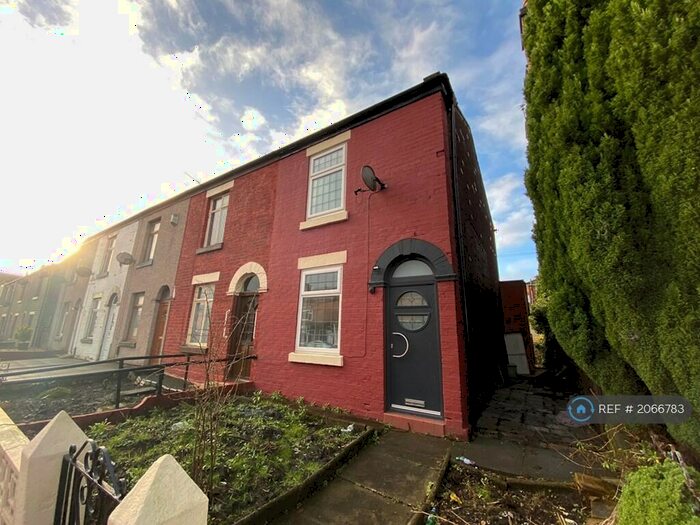 2 Bedroom End Of Terrace House To Rent In Chorley New Road, Horwich, Bolton, BL6