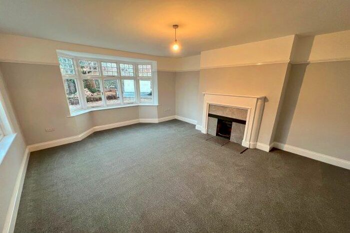 4 Bedroom Property To Rent In Cowick Lane, Exeter EX2