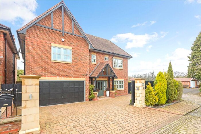 4 Bedroom Detached House For Sale In Horseshoe Lane, Alderley Edge, Cheshire, SK9