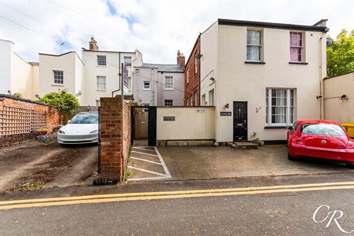 1 Bedroom Flat For Sale In Malden Road, Cheltenham Town Centre, GL52