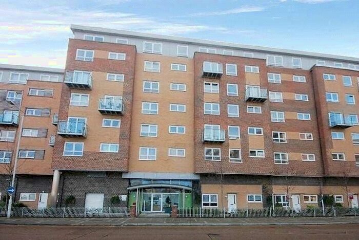 1 Bedroom Flat To Rent In Cherrydown East, Basildon, SS16