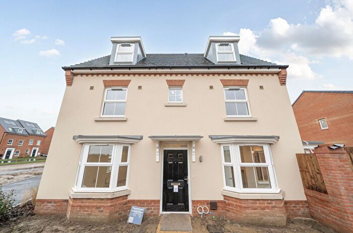 4 Bedroom Town House To Rent In Laubella Road, Aylesford, ME20