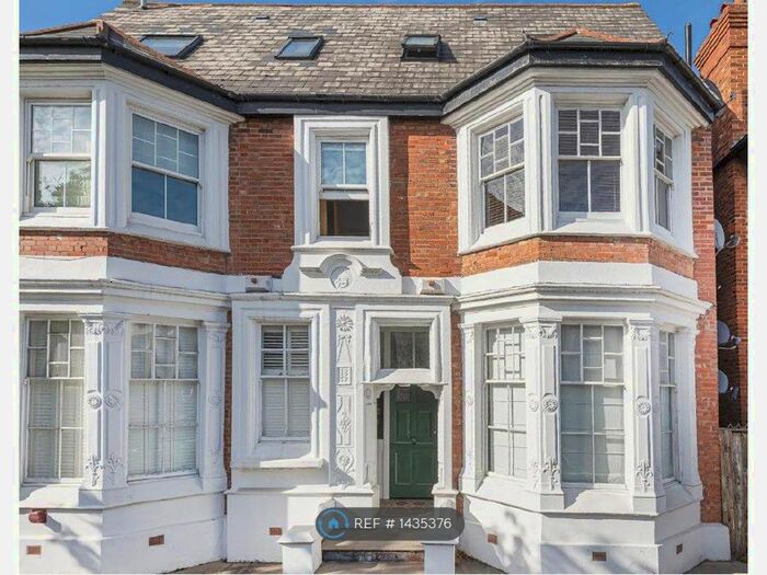 1 Bedroom Flat To Rent In Telford Avenue, London, SW2