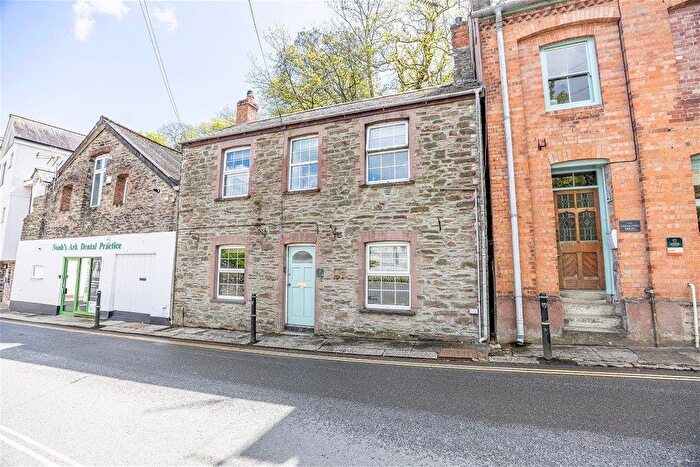 4 Bedroom Property For Sale In Station Road, Fowey, PL23
