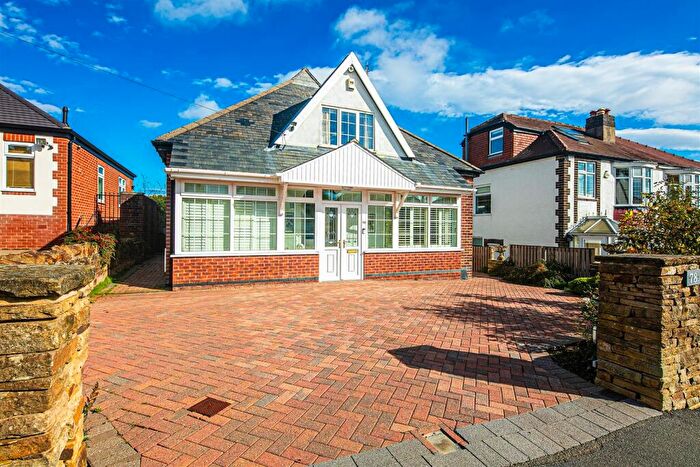4 Bedroom Detached House For Sale In Causeway Head Road, Dore, S17