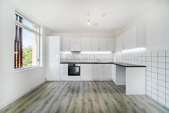 1 Bedroom Flat To Rent In Centenary Road, Dagenham, RM9