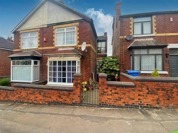 3 Bedroom Semi-Detached House To Rent In Louise Street, Burslem, Stoke-On-Trent, ST6