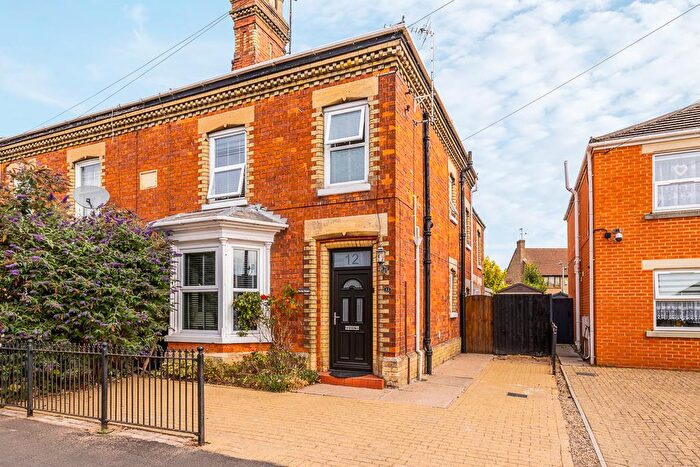 3 Bedroom Semi Detached House For Sale In Albert Street, Spalding, PE11