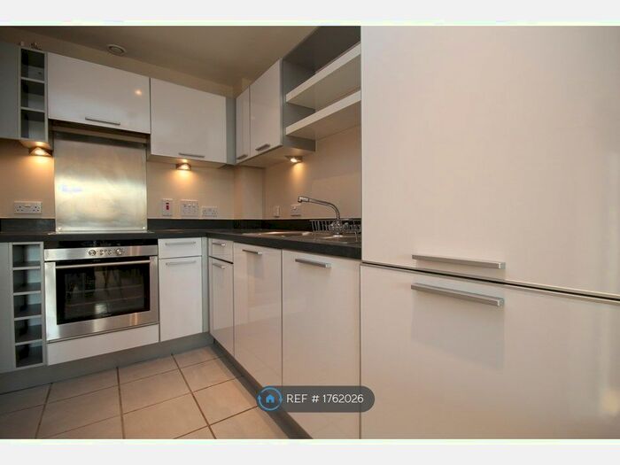 1 Bedroom Flat To Rent In Aqua House, London, NW10