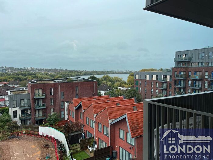 1 Bedroom Flat To Rent In Shearwater Drive, Hendon, London, NW9