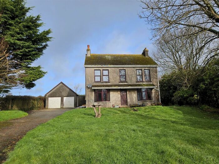 5 Bedroom Property For Sale In Lanescot, Par, PL24