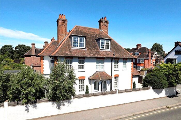 6 Bedroom Detached House For Sale In Murray Road, Wimbledon Village, SW19