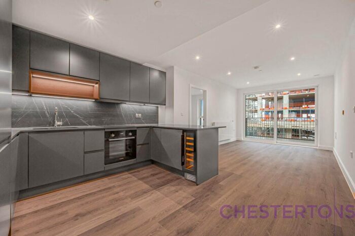 2 Bedroom Flat To Rent In Banks Road, Blackheath Park, SE3