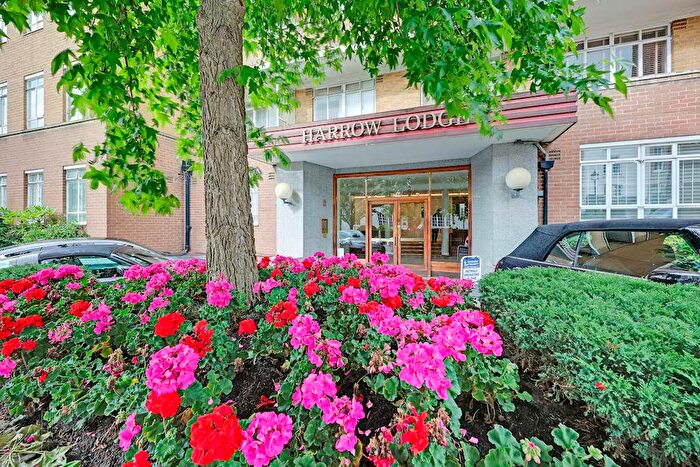 1 Bedroom Flat For Sale In Harrow Lodge, St John's Wood Road, St John's Wood, NW8