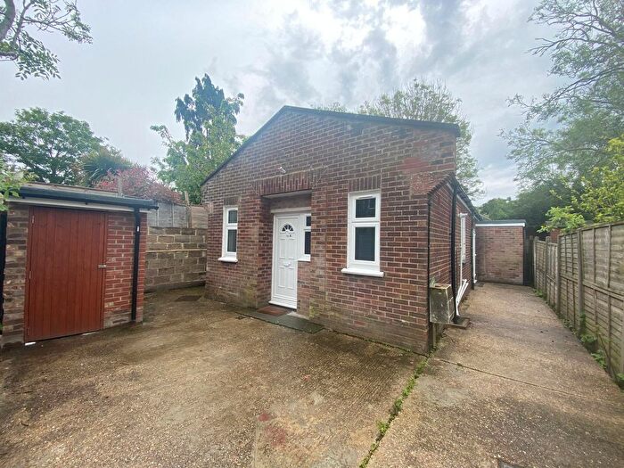3 Bedroom Detached House To Rent In Paynes Road, Southampton, SO15