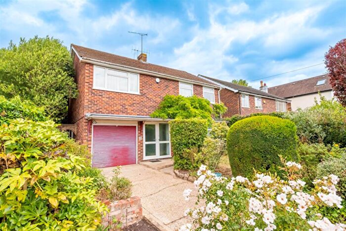 4 Bedroom Detached House For Sale In Woodlands Road, Camberley, GU15