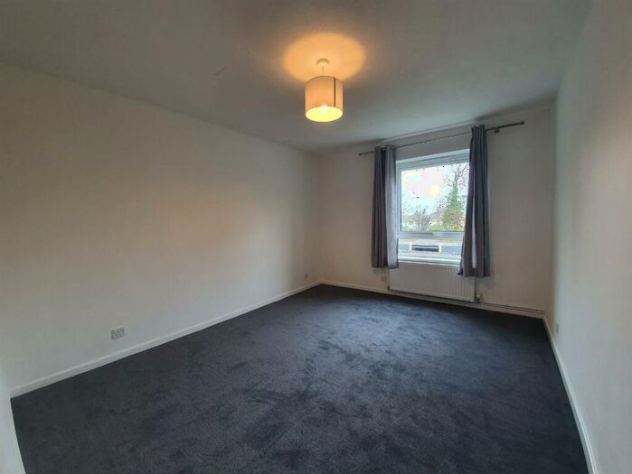 1 Bedroom Flat To Rent In Mulgrave Road, Belmont, Sutton, SM2