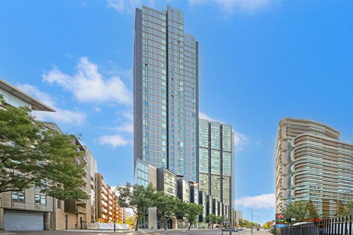 1 Bedroom Apartment To Rent In Valencia Tower, Bollinder Place, EC1V