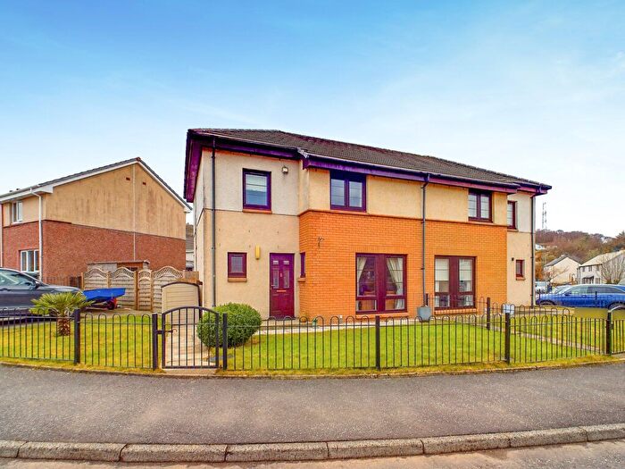 3 Bedroom Semi-Detached House For Sale In Market Place, Tarbert, Argyll, PA29