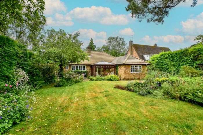 2 Bedroom Detached House For Sale In Broomstick Lane, Buckland Common, Tring, HP23