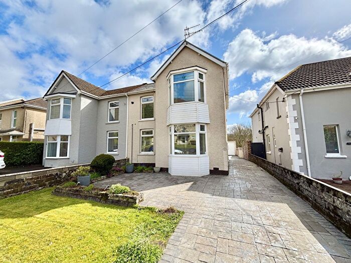 3 Bedroom Semi-Detached House For Sale In Brecon Road, Pontardawe, Swansea., SA8
