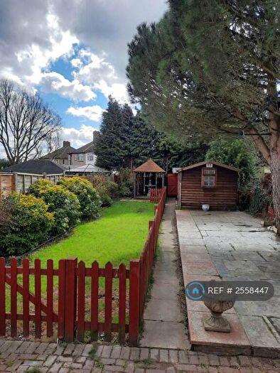 4 Bedroom Semi-Detached House To Rent In Lingfield Crescent, London, SE9