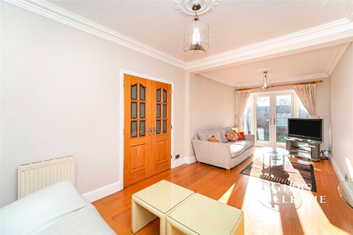 3 Bedroom Property To Rent In Avon Road, Greenford, UB6