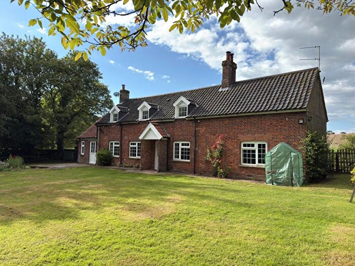 3 Bedroom Detached House To Rent In West Lexham, PE32