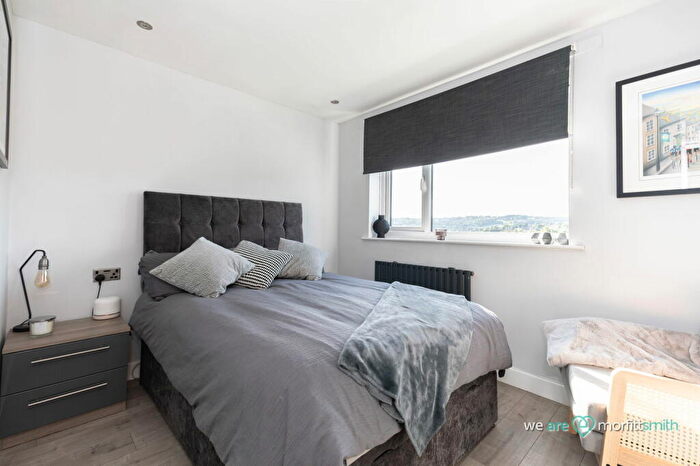 4 Bedroom Detached House For Sale In Vale Grove, Loxley, S6