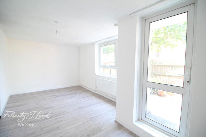 1 Bedroom Maisonette To Rent In Teviot Street, London, E14