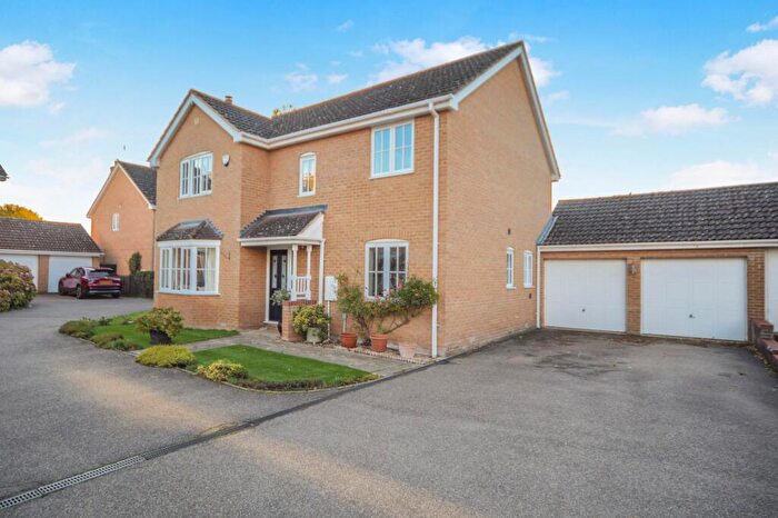 4 Bedroom Detached House For Sale In Pathfinder Way, Warboys, PE28