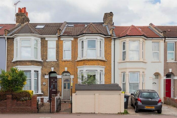 5 Bedroom Property To Rent In Church Road, London, E10