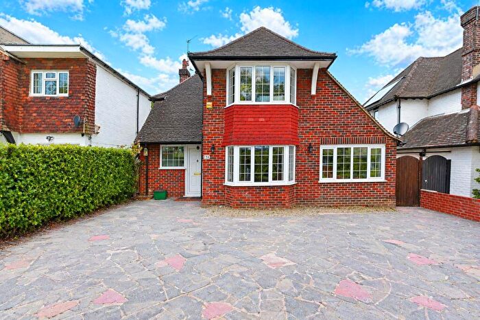 4 Bedroom Detached House For Sale In Belmont Rise, South Cheam, SM2