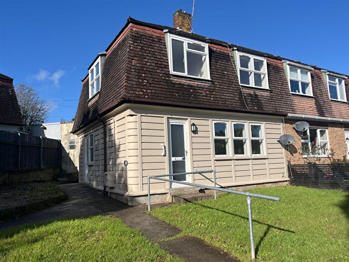 3 Bedroom Semi-Detached House To Rent In Penarwyn Road, St. Blazey, PL24