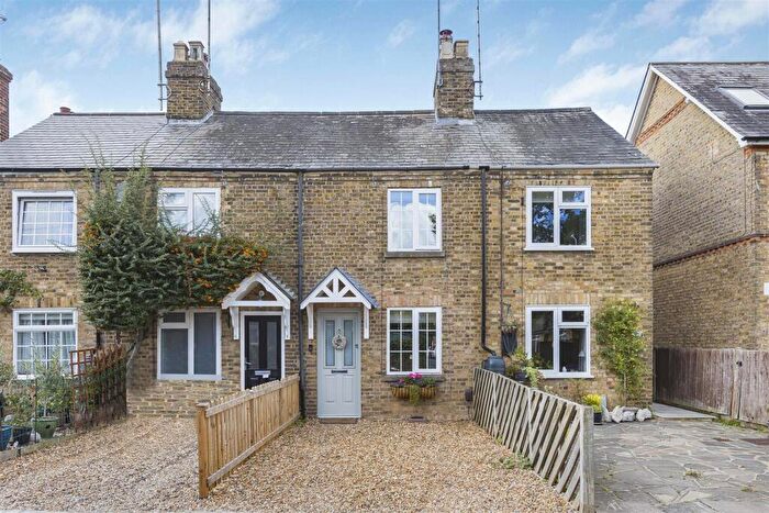 2 Bedroom Terraced House For Sale In Duncombe Road, Bengeo, SG14