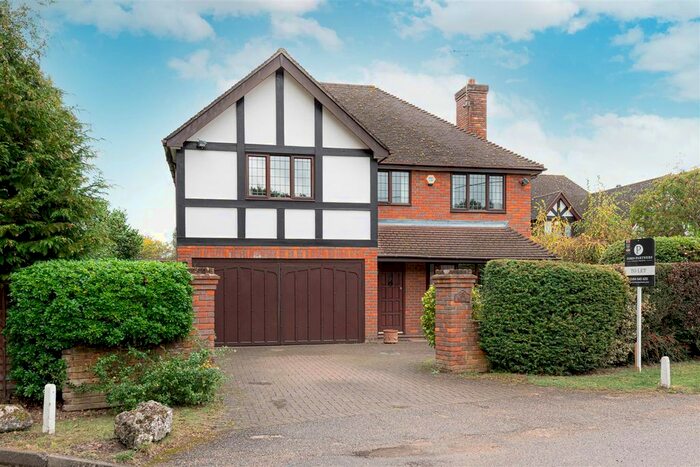 5 Bedroom Detached House To Rent In Kingswood Avenue, Penn, High Wycombe, HP10